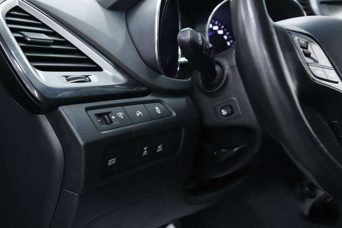 Купить Hyundai Santa Fe с пробегом. Фото: #11