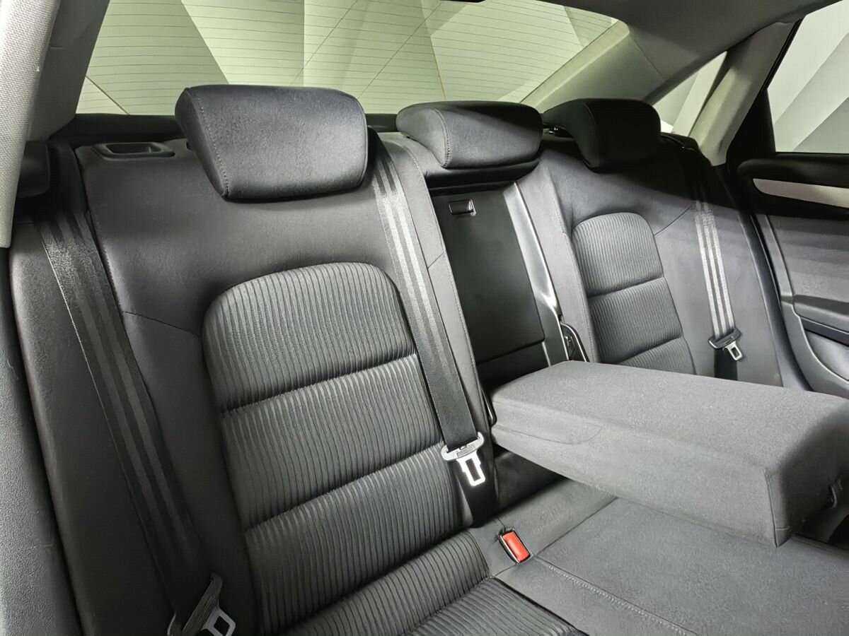 Купить Audi A4 с пробегом. Фото: #12