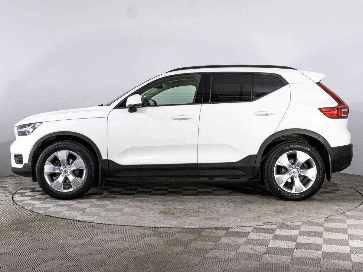 Купить Volvo XC40 с пробегом. Фото: #7