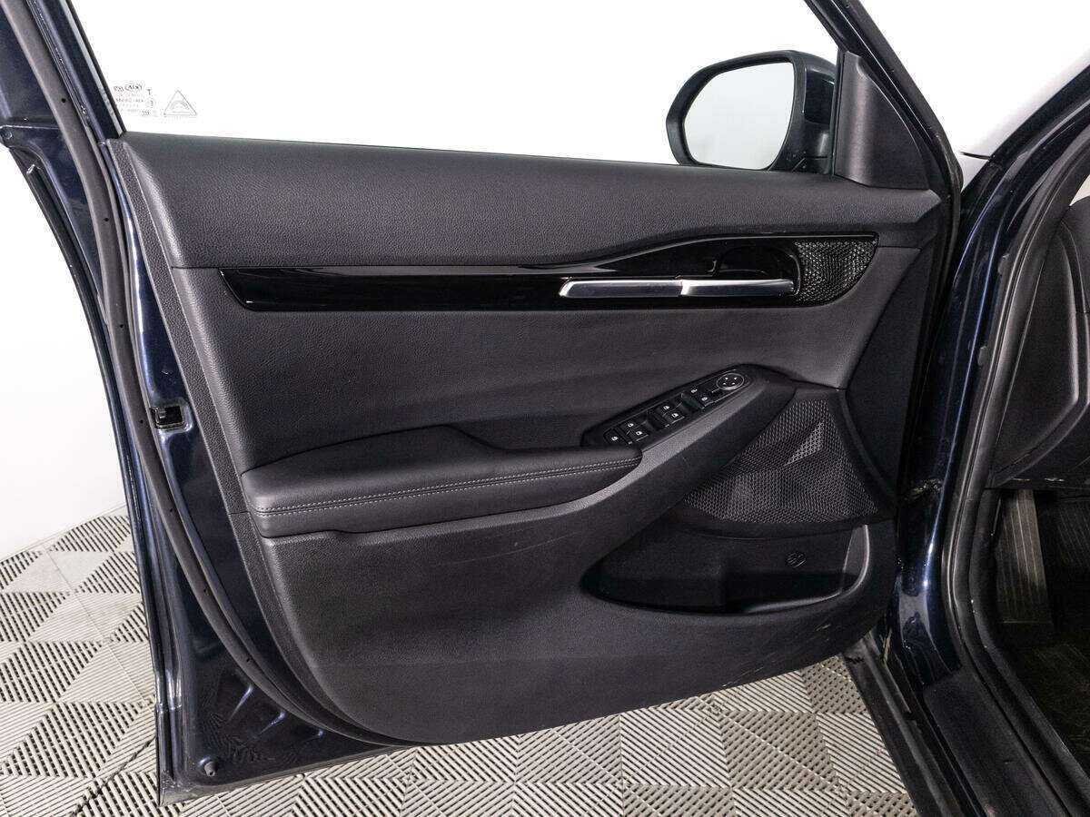 Купить Kia Seltos с пробегом. Фото: #24