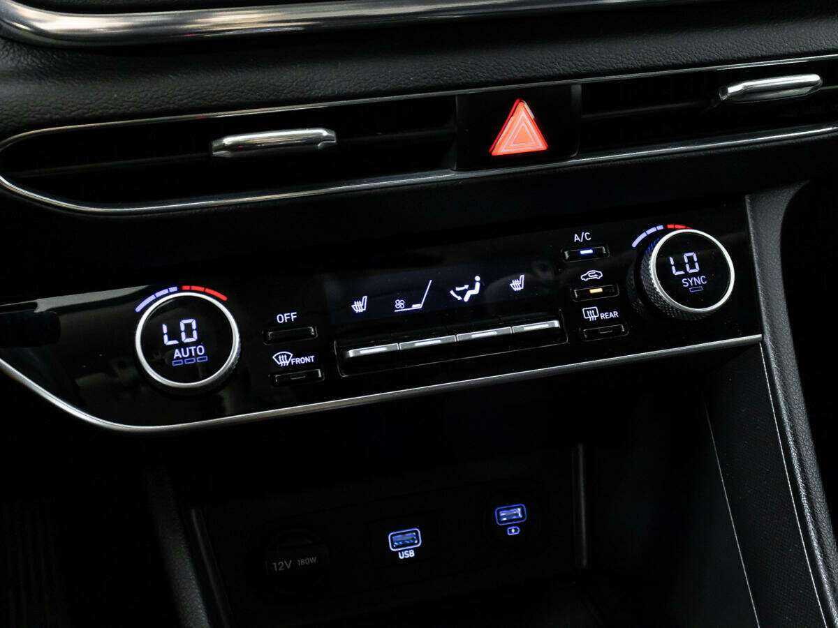 Купить Hyundai Sonata с пробегом. Фото: #15