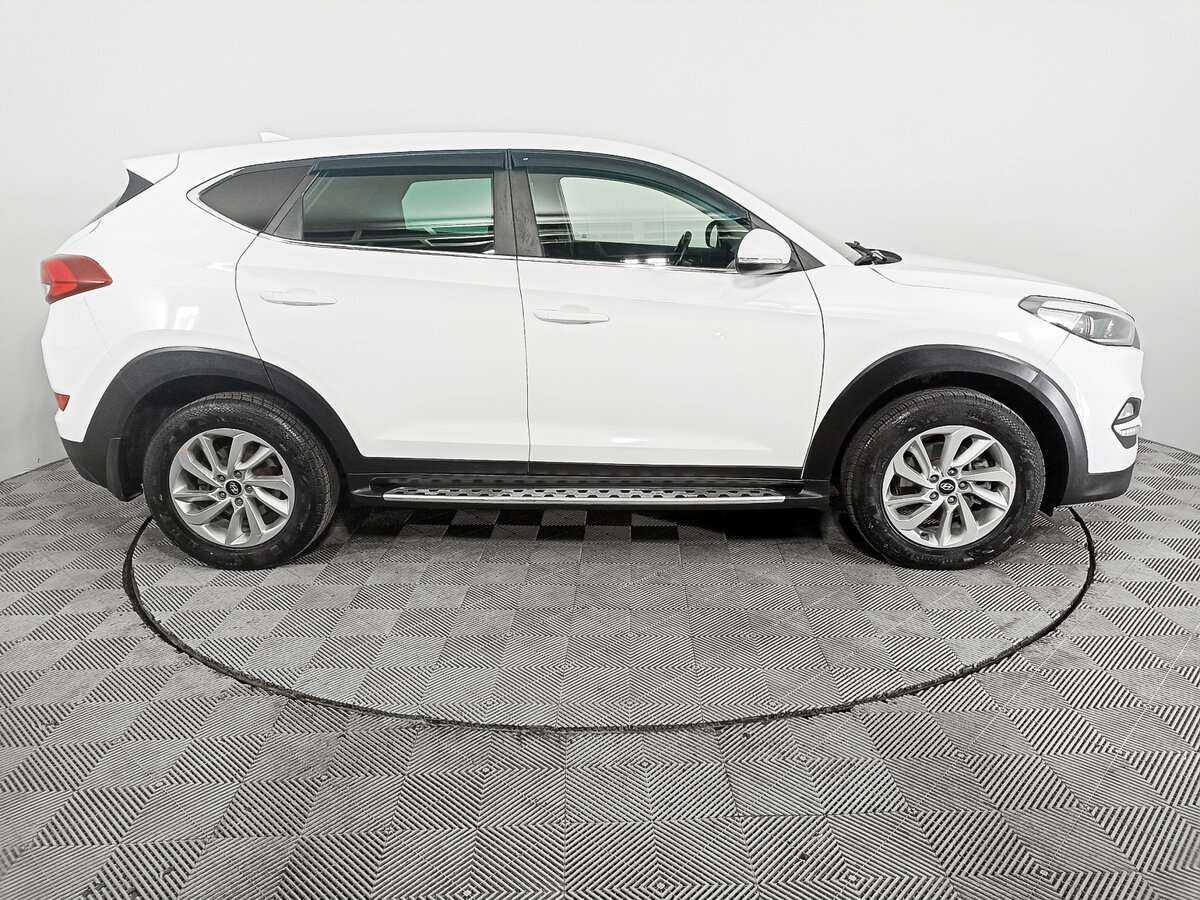 Купить Hyundai Tucson с пробегом. Фото: #3
