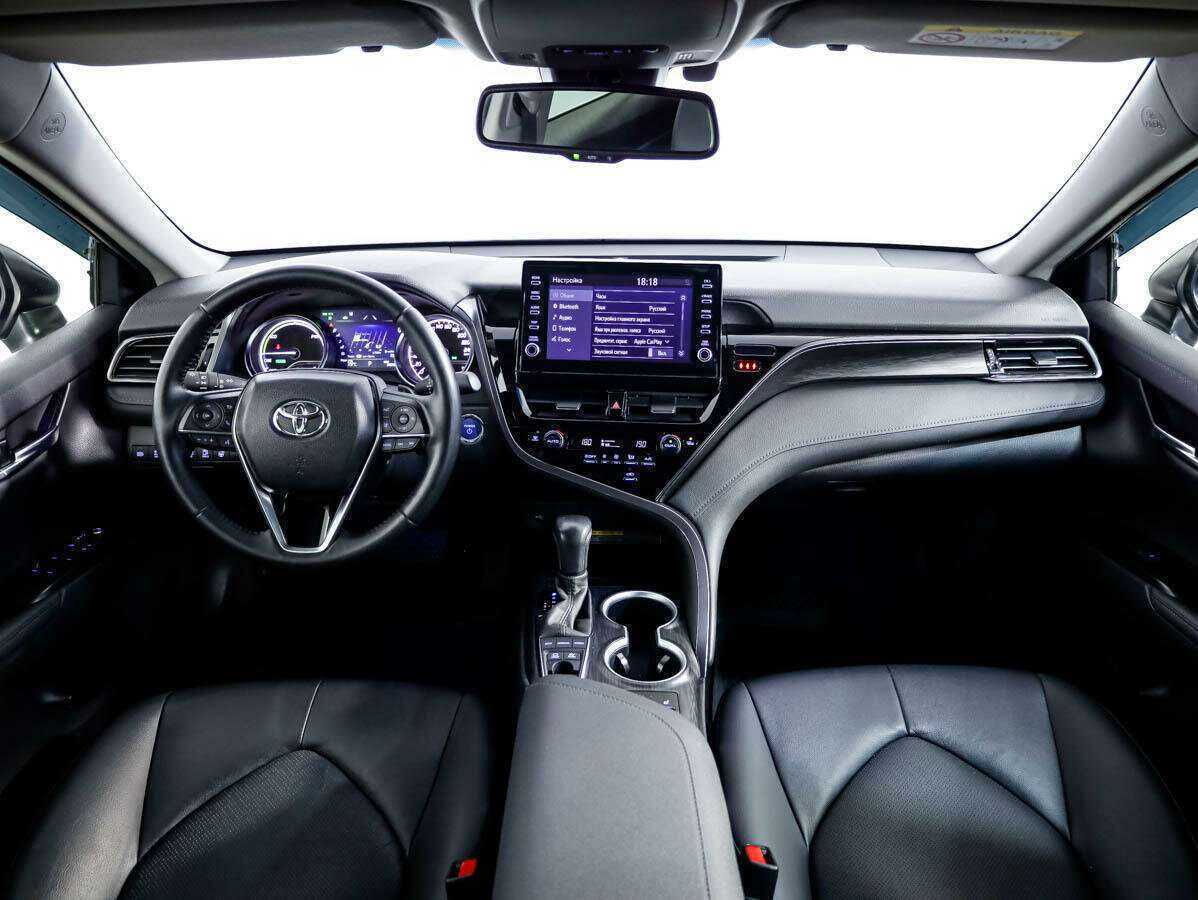 Купить Toyota Camry с пробегом. Фото: #8