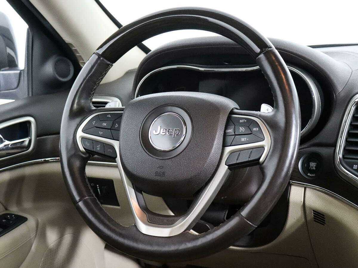Купить Jeep Grand Cherokee с пробегом. Фото: #14