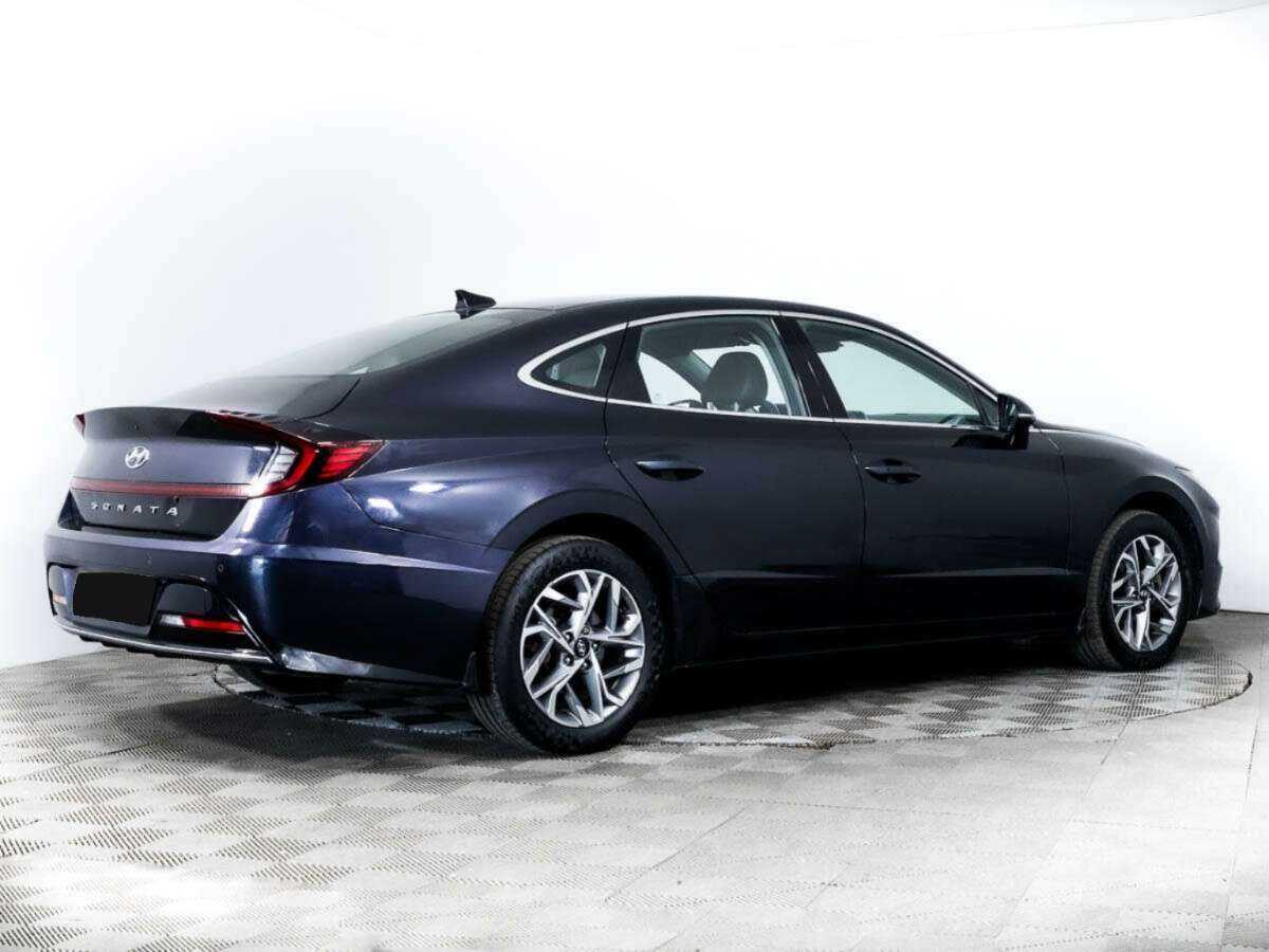 Купить Hyundai Sonata с пробегом. Фото: #2