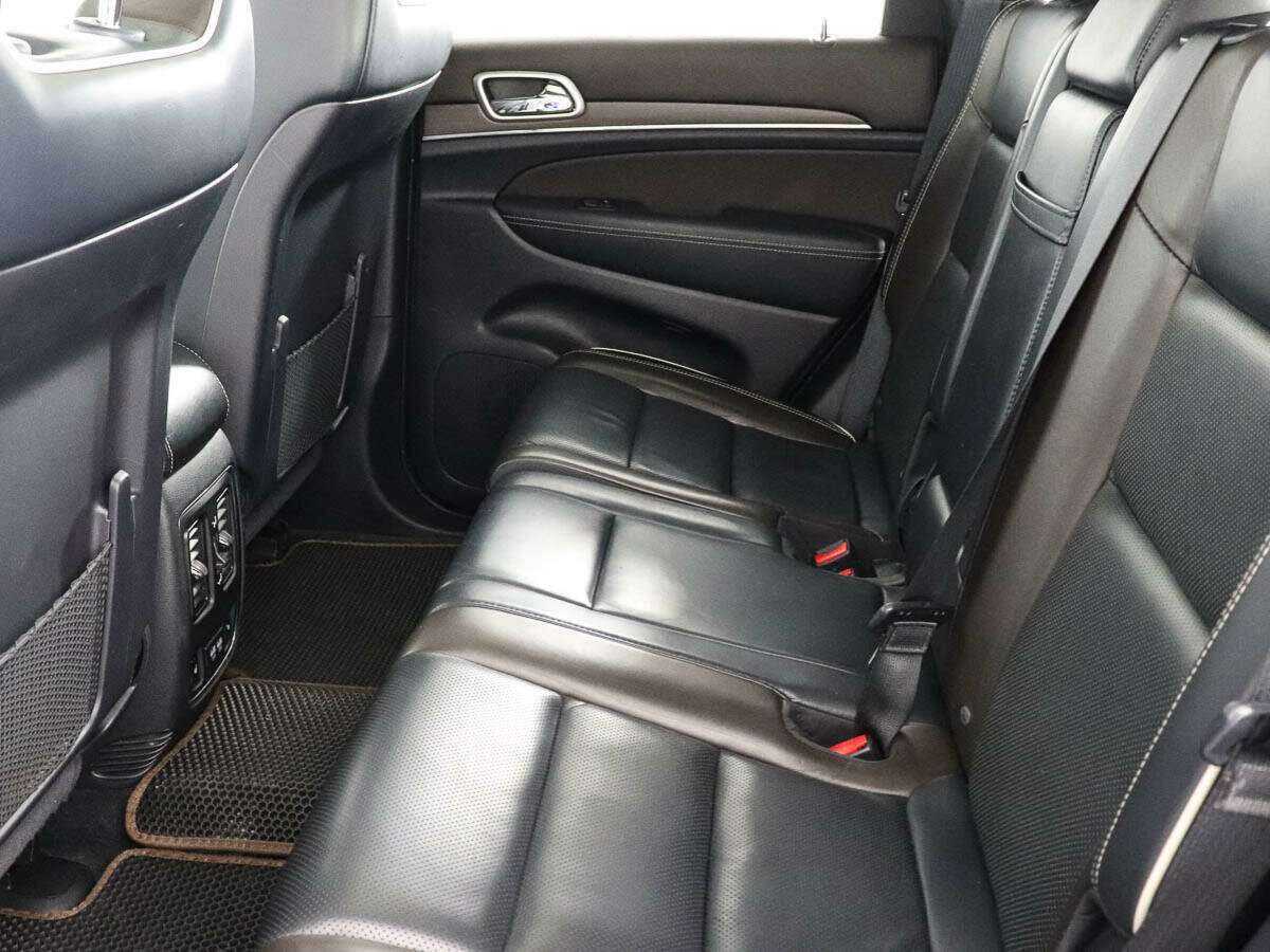 Купить Jeep Grand Cherokee с пробегом. Фото: #9