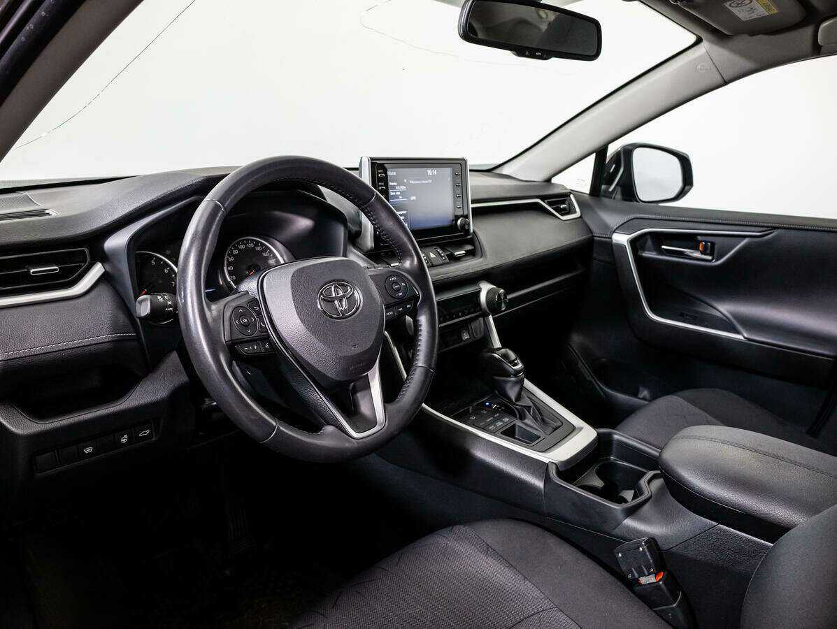 Купить Toyota RAV4 с пробегом. Фото: #7