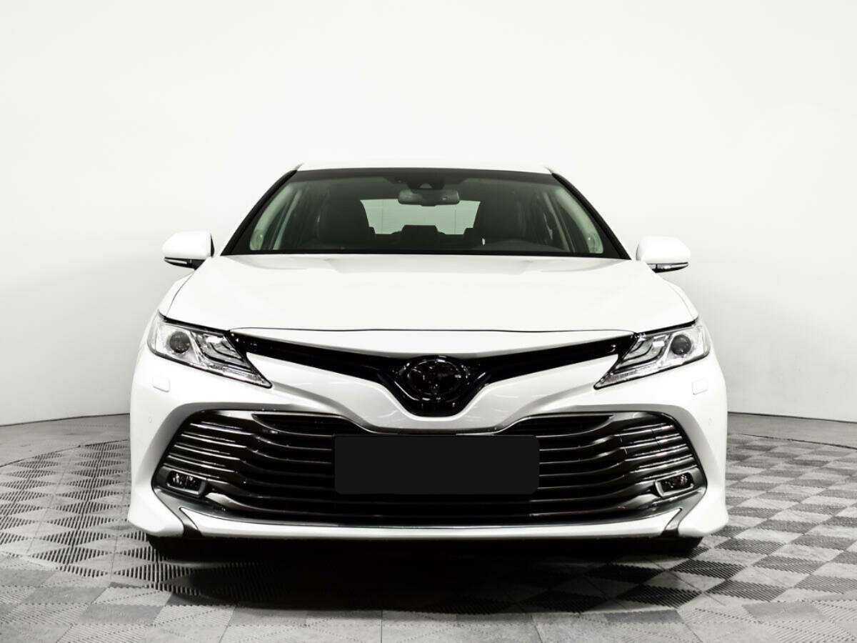 Купить Toyota Camry с пробегом. Фото: #1