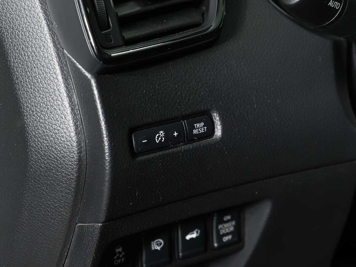 Купить Nissan X-Trail с пробегом. Фото: #18