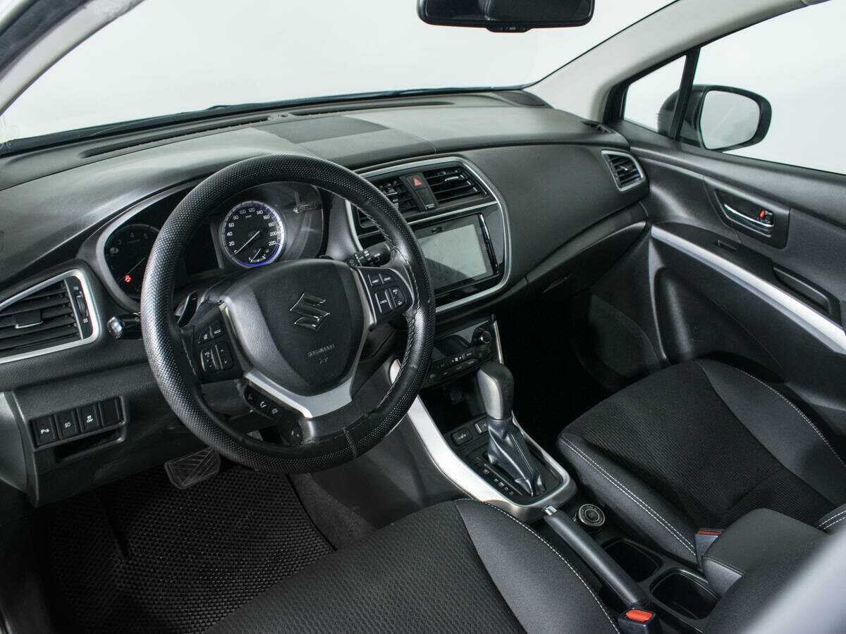 Продажа Б/У Сузуки С-Икс4. Фото: #12