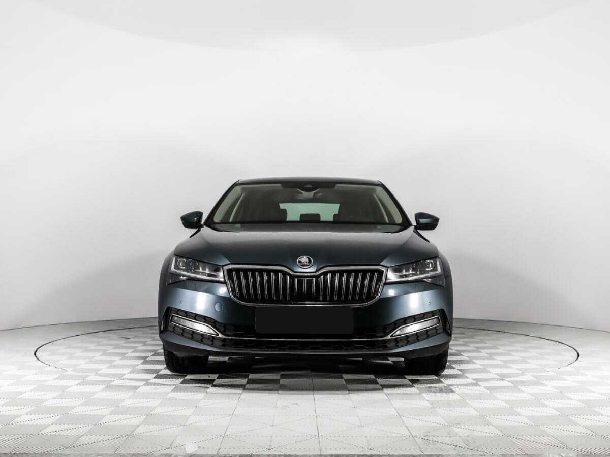 Купить Skoda Superb с пробегом. Фото: #1