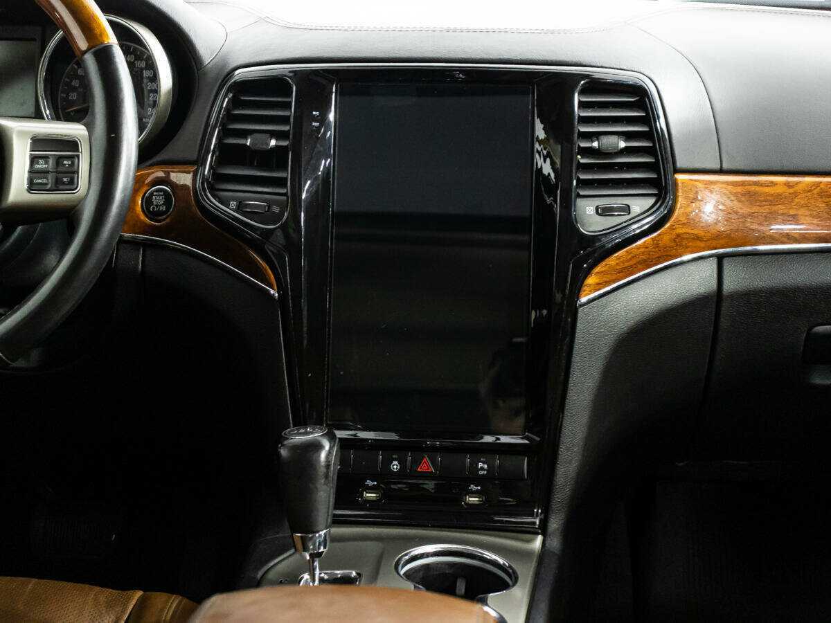 Купить Jeep Grand Cherokee с пробегом. Фото: #13