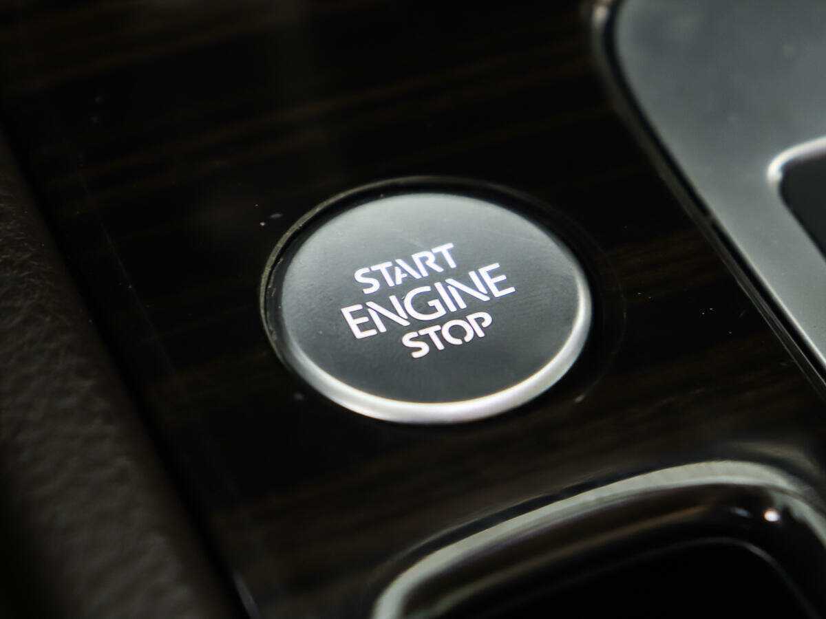 Купить Volkswagen Touareg с пробегом. Фото: #18