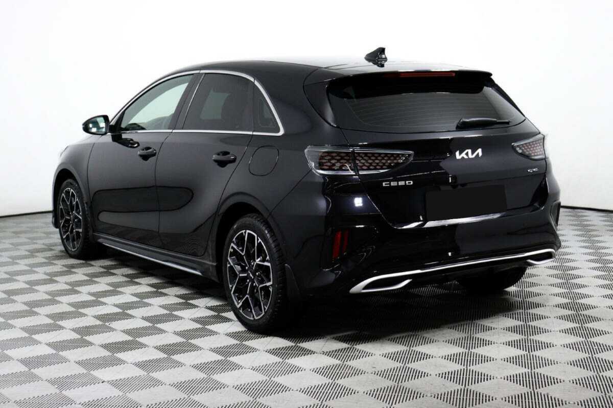 Купить Kia Ceed с пробегом. Фото: #6