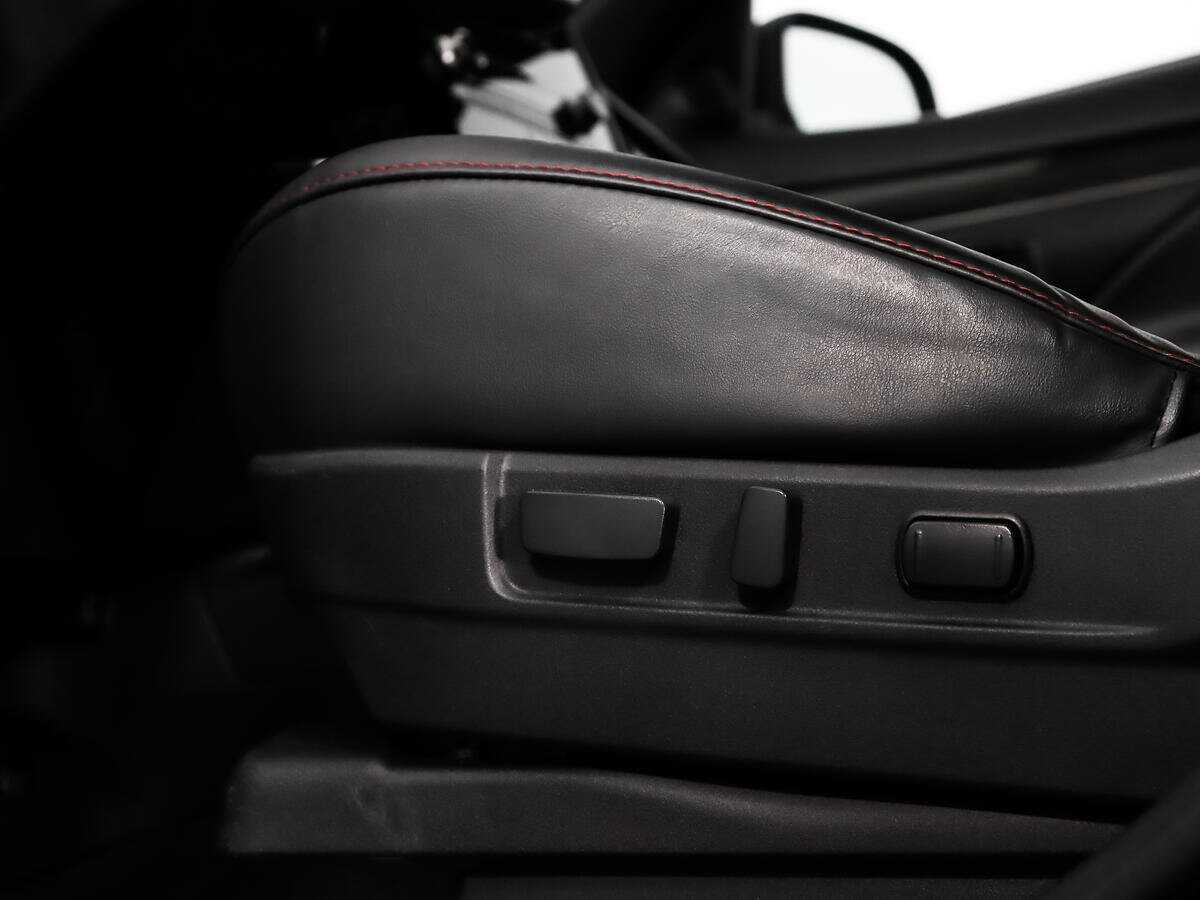 Купить Mitsubishi Outlander с пробегом. Фото: #9