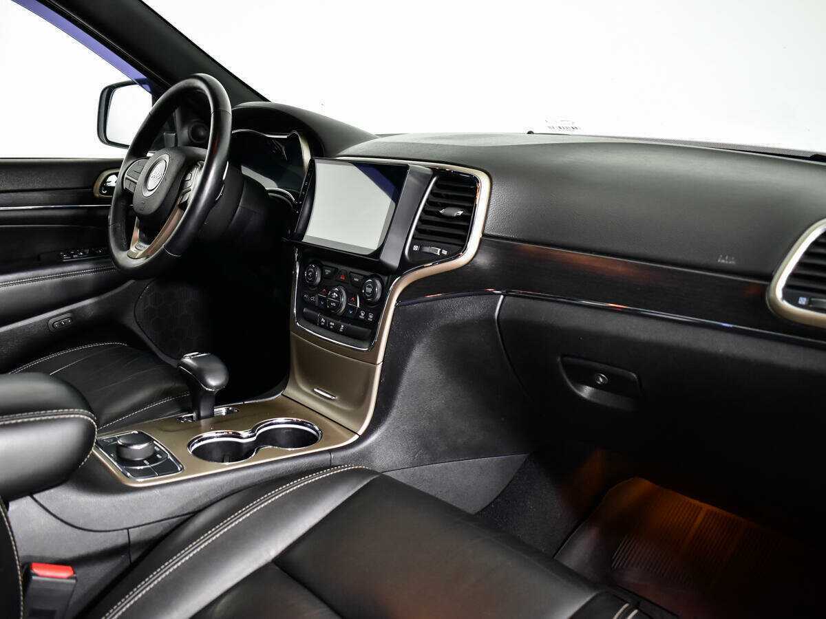 Купить Jeep Grand Cherokee с пробегом. Фото: #8