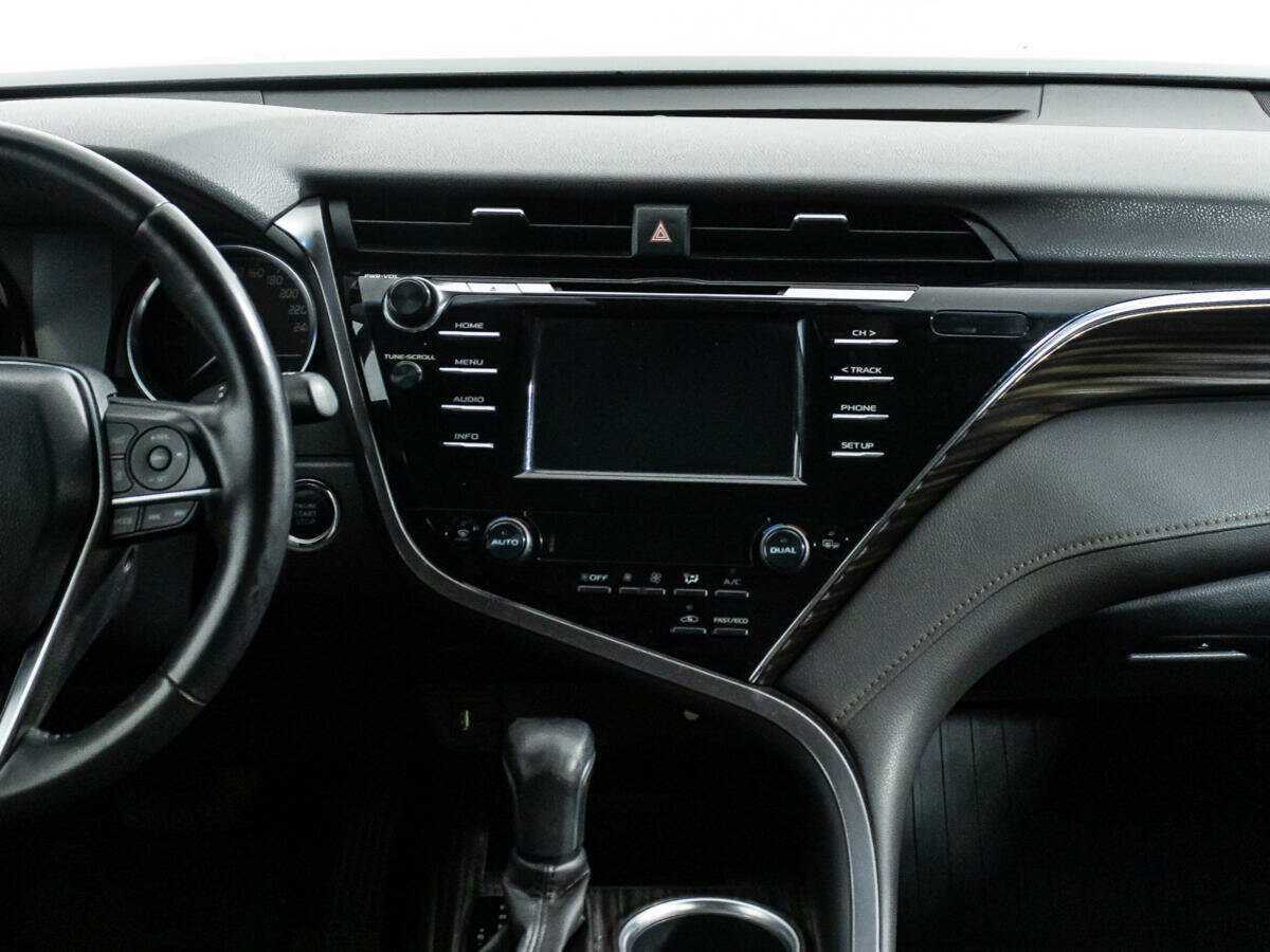 Купить Toyota Camry с пробегом. Фото: #13