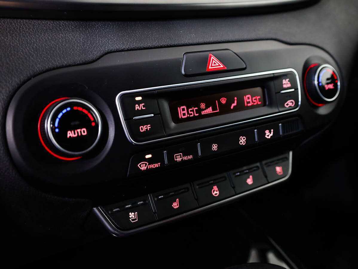 Купить Kia Sorento с пробегом. Фото: #15