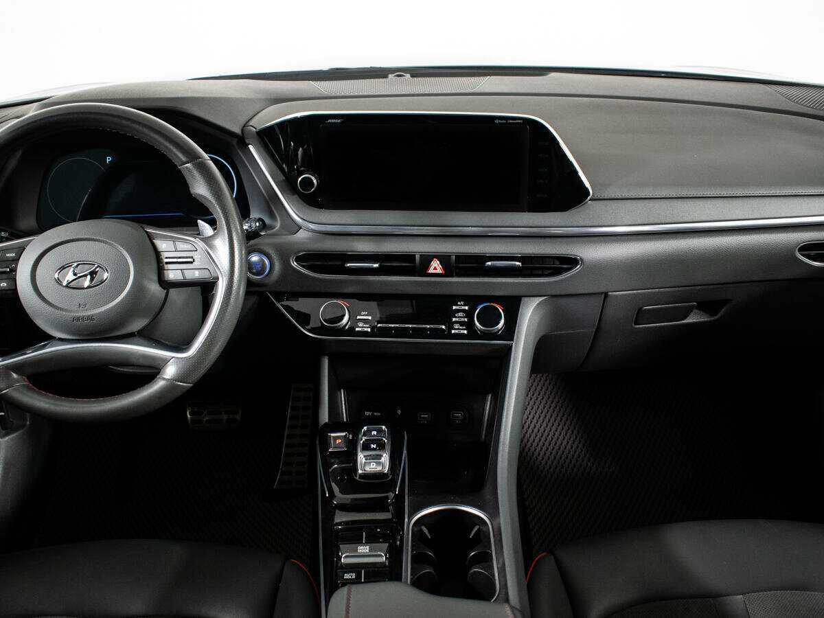 Купить Hyundai Sonata с пробегом. Фото: #8