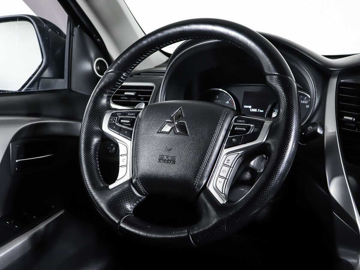 Купить Mitsubishi Pajero Sport с пробегом. Фото: #14