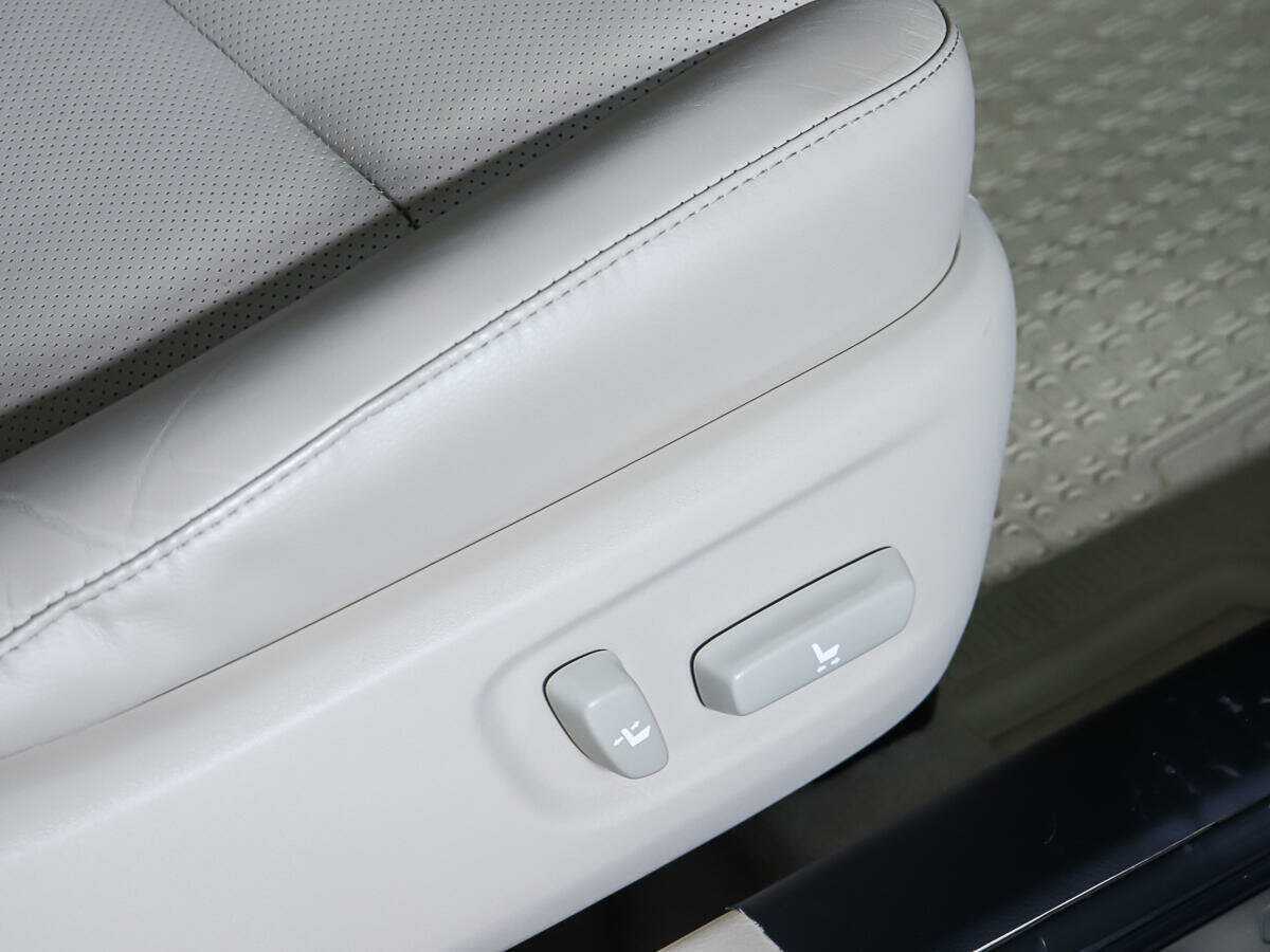 Продажа Б/У Тойота Камри. Фото: #17