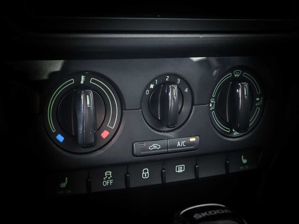 Продажа Б/У Шкода Рапид. Фото: #16