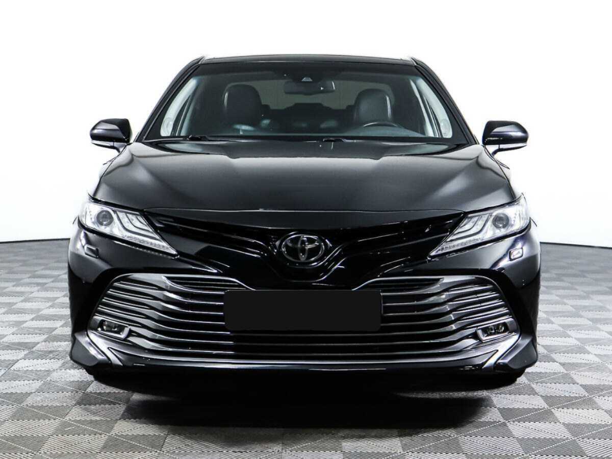 Купить Toyota Camry с пробегом. Фото: #1