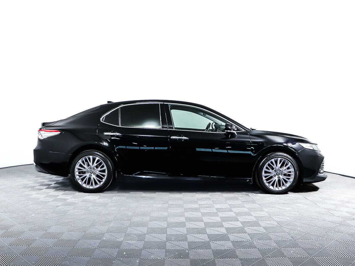 Купить Toyota Camry с пробегом. Фото: #3