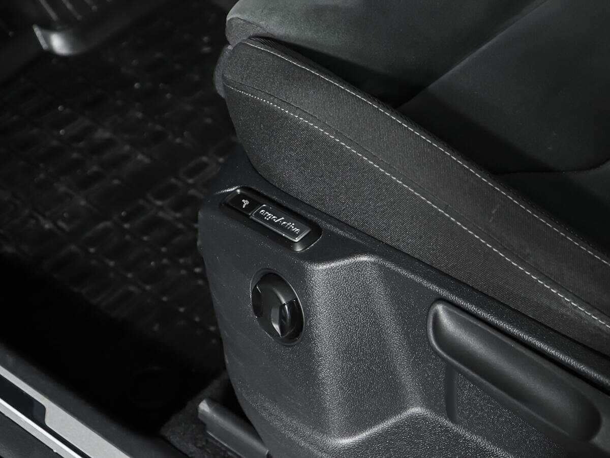 Купить Volkswagen Tiguan с пробегом. Фото: #16