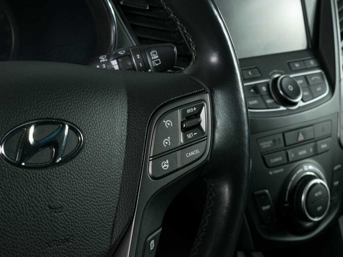 Купить Hyundai Santa Fe с пробегом. Фото: #14