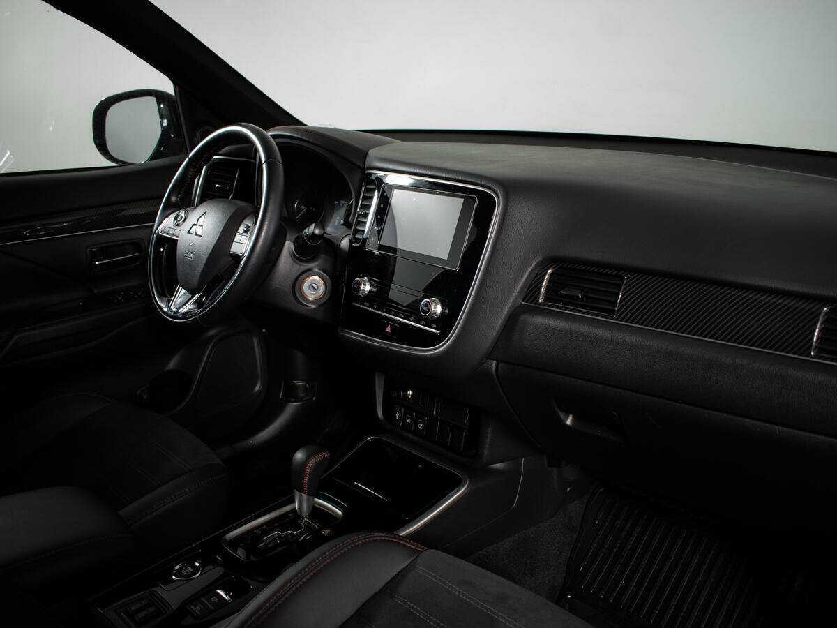 Купить Mitsubishi Outlander с пробегом. Фото: #6