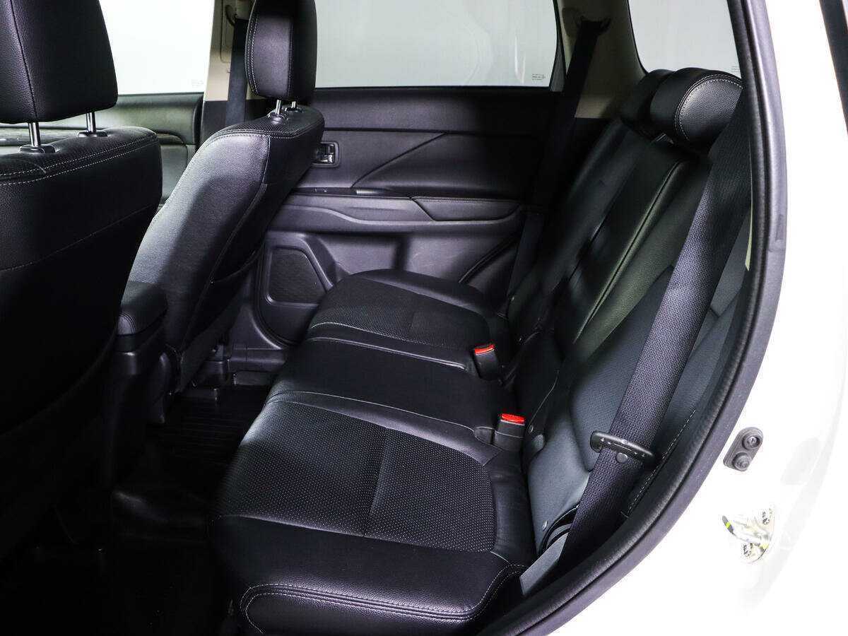 Продажа Б/У Митсубиши Оутлэндер. Фото: #8