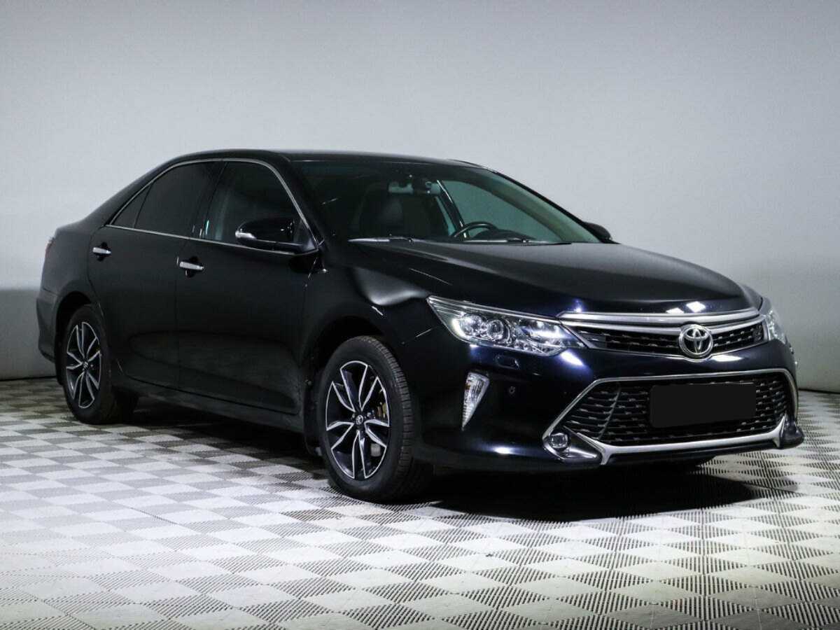 Купить Toyota Camry с пробегом. Фото: #2