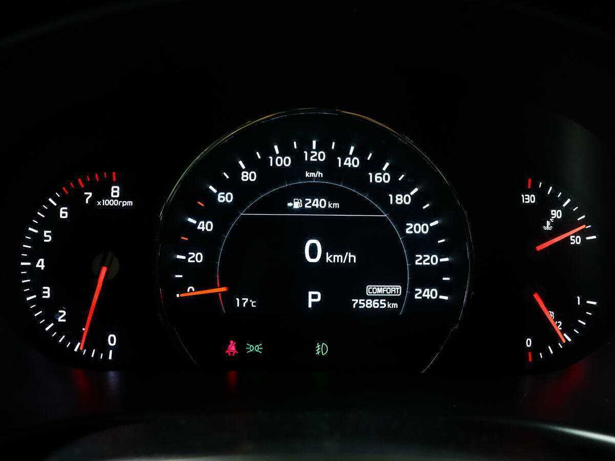 Купить Kia Sorento с пробегом. Фото: #8