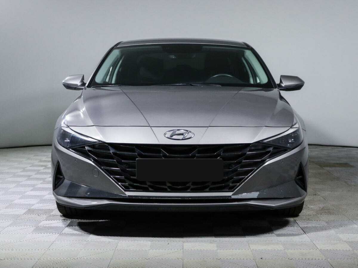 Купить Hyundai Elantra с пробегом. Фото: #1