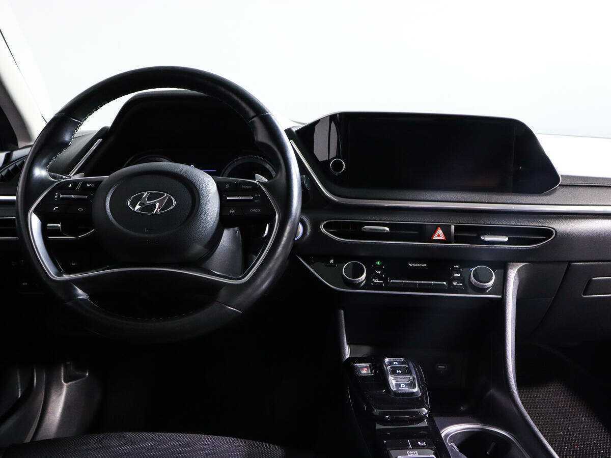 Купить Hyundai Sonata с пробегом. Фото: #9