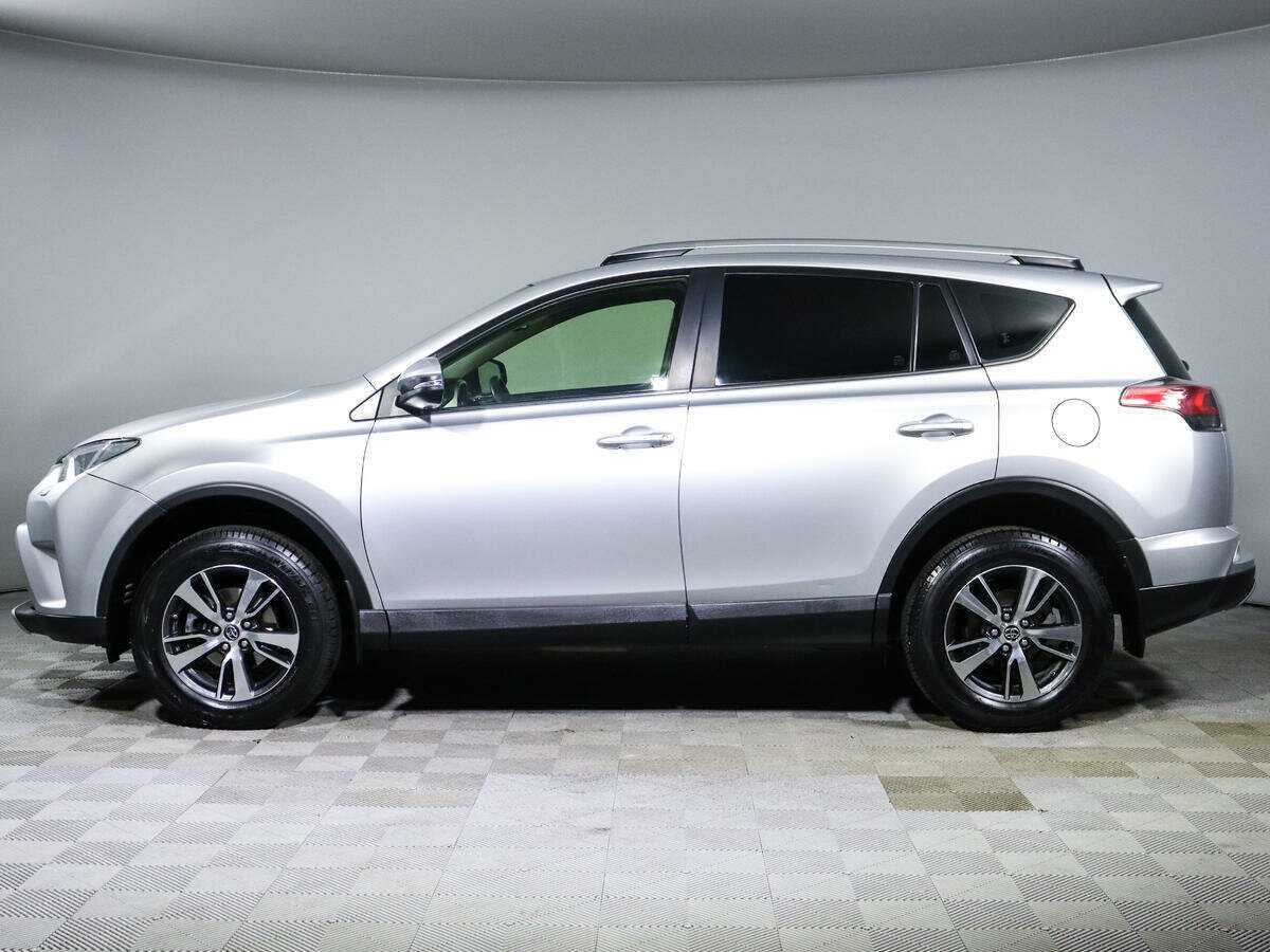 Купить Toyota RAV4 с пробегом. Фото: #7