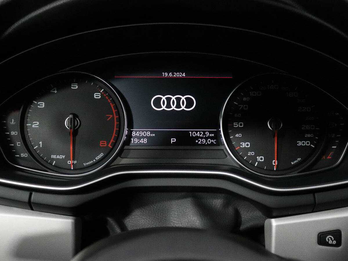 Купить Audi A4 с пробегом. Фото: #11