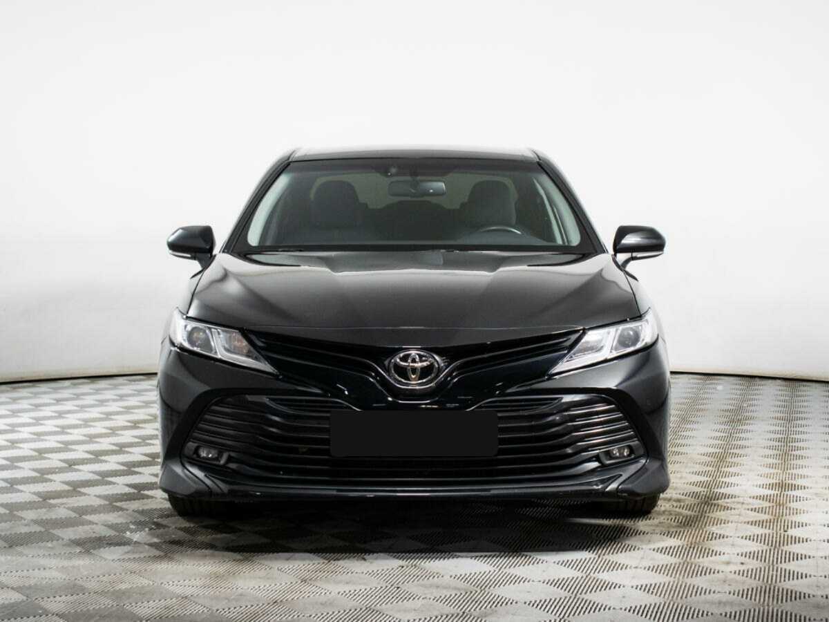 Купить Toyota Camry с пробегом. Фото: #1