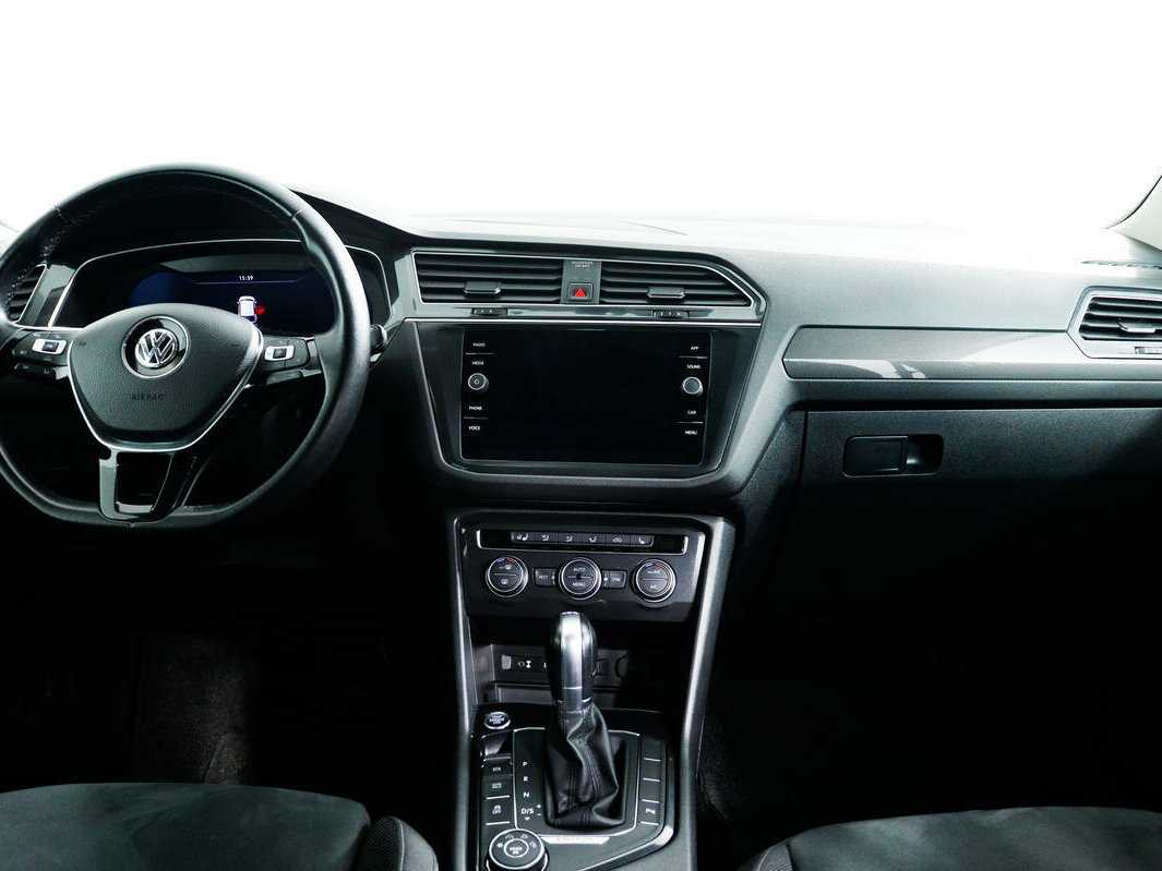 Купить Volkswagen Tiguan с пробегом. Фото: #10