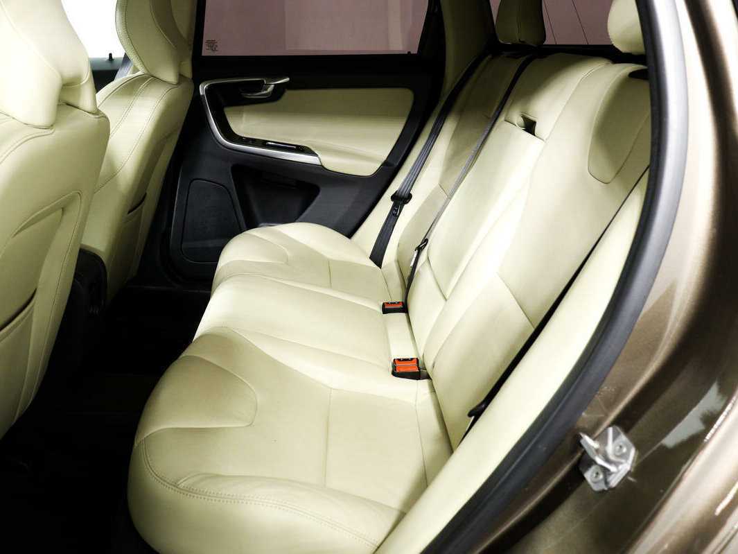 Купить Volvo XC60 с пробегом. Фото: #11
