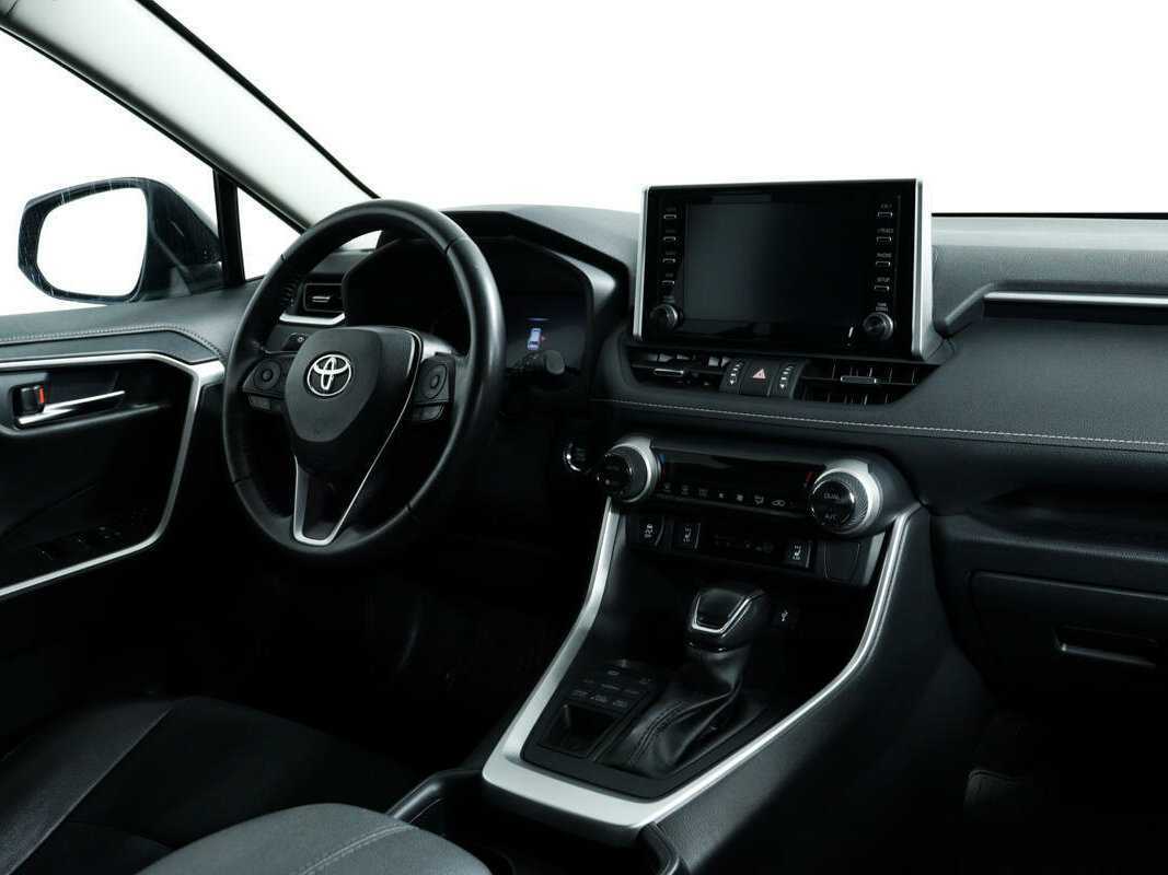 Купить Toyota RAV4 с пробегом. Фото: #8