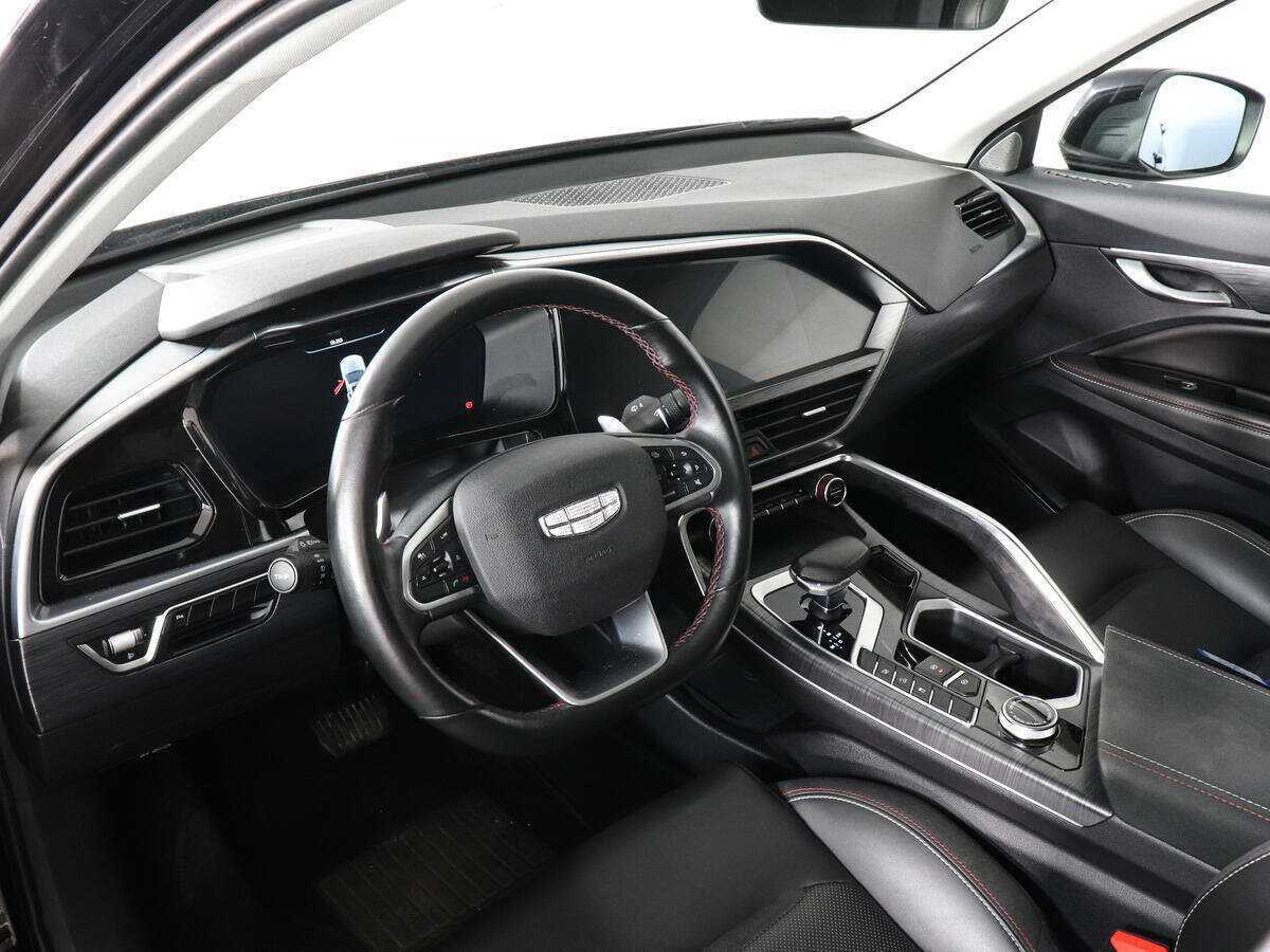 Купить Geely Tugella с пробегом. Фото: #8