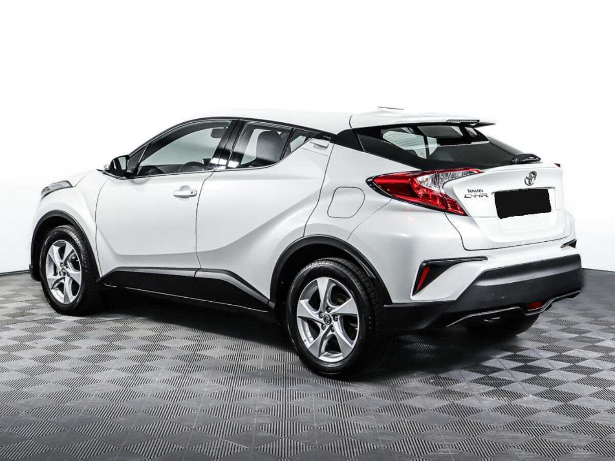 Купить Toyota C-HR с пробегом. Фото: #6