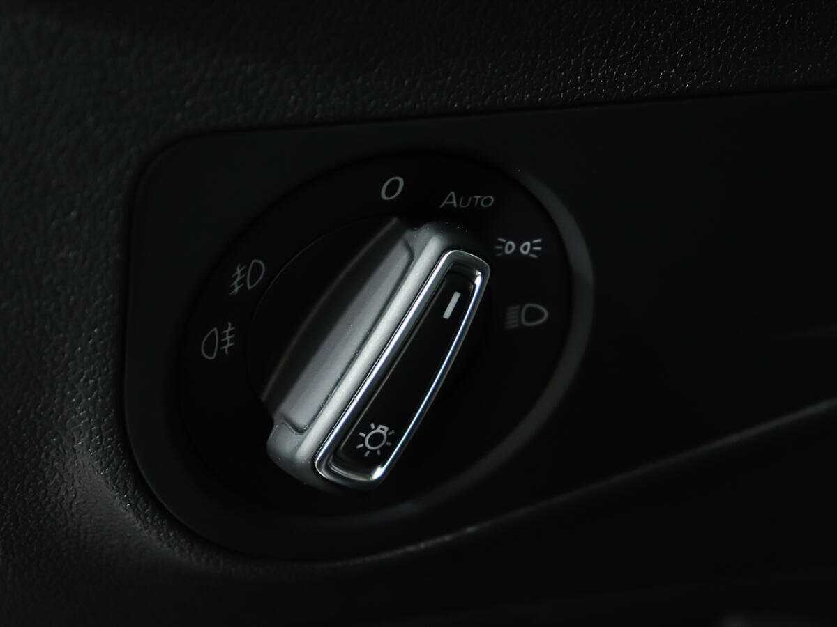 Купить Volkswagen Tiguan с пробегом. Фото: #19