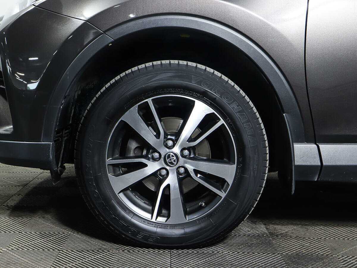 Купить Toyota RAV4 с пробегом. Фото: #20