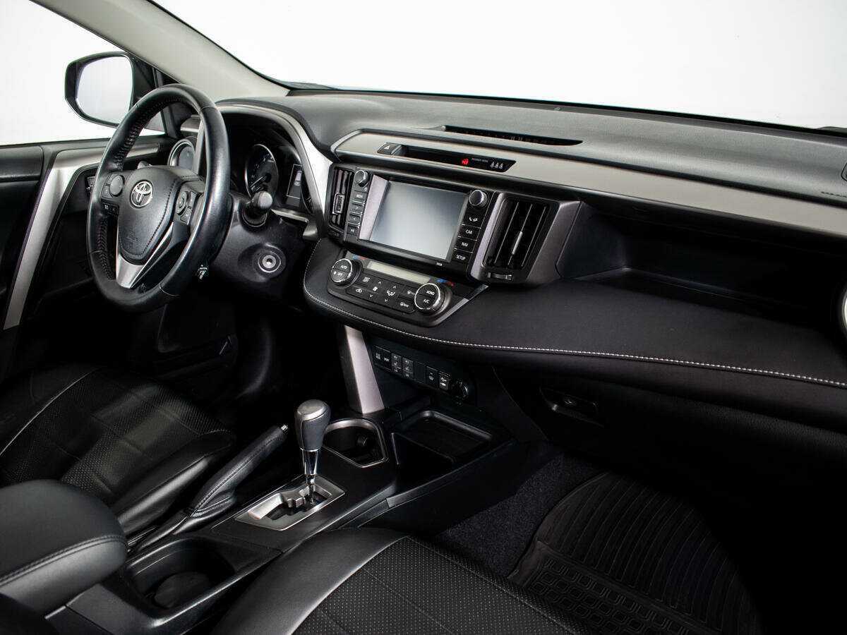 Купить Toyota RAV4 с пробегом. Фото: #6
