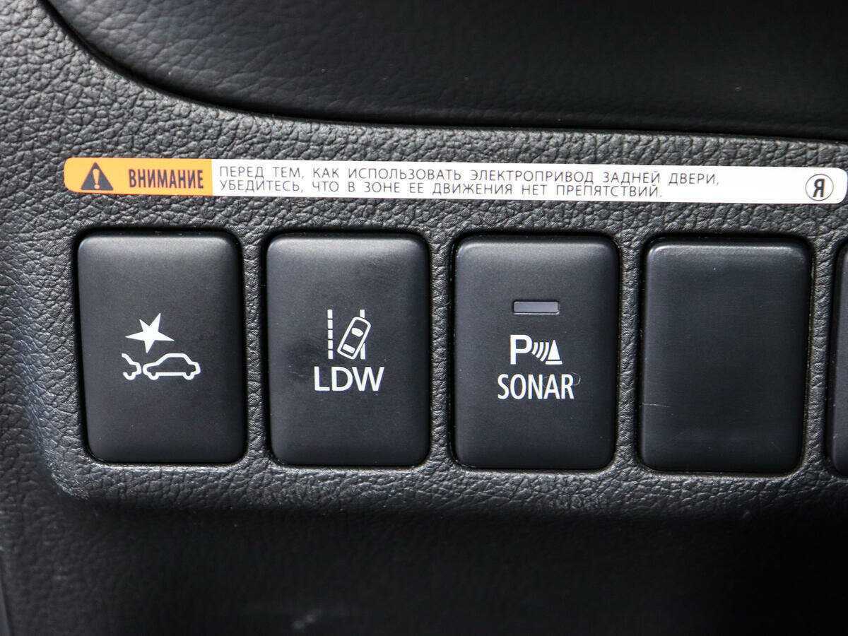 Купить Mitsubishi Outlander с пробегом. Фото: #17