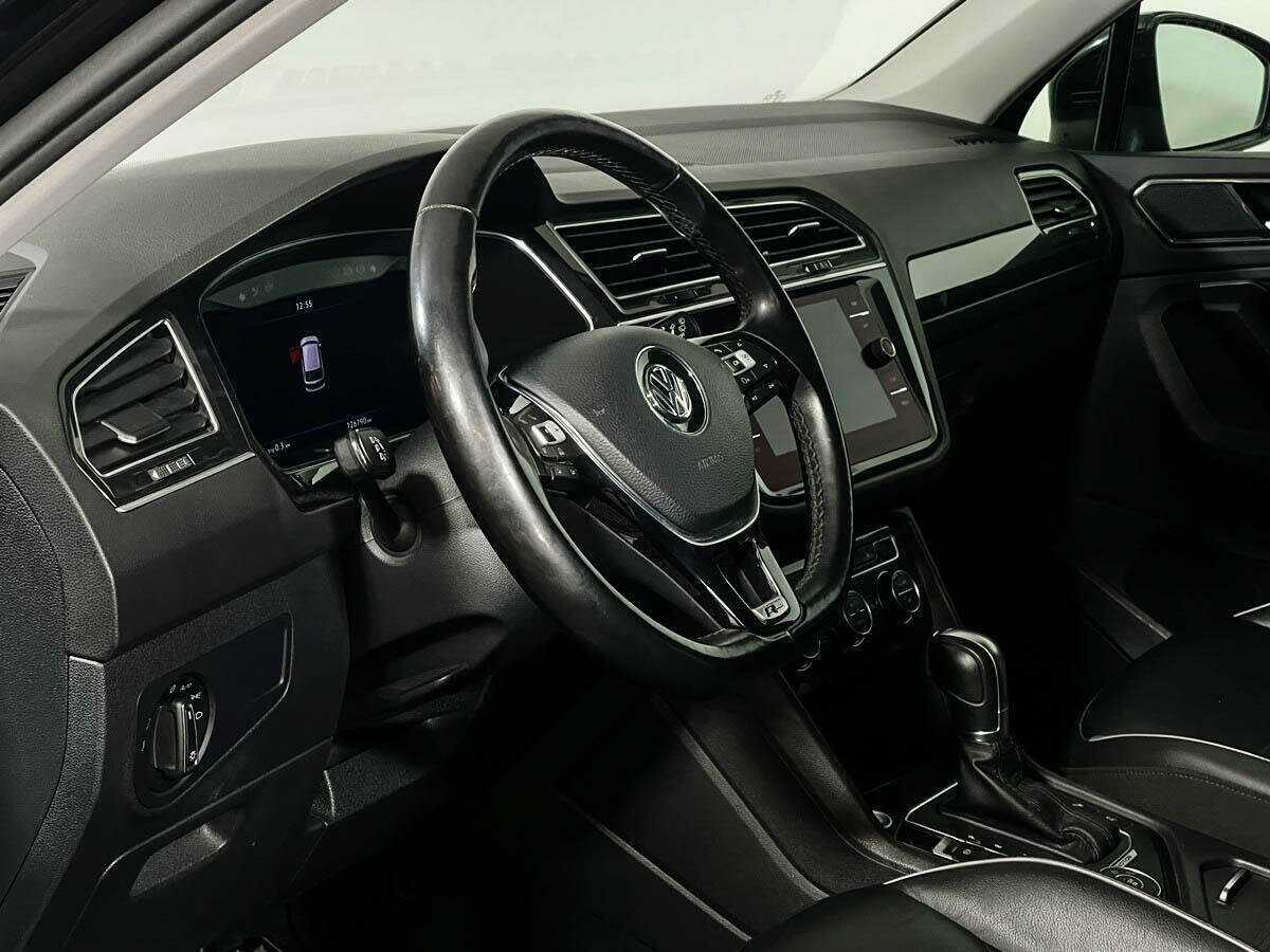 Купить Volkswagen Tiguan с пробегом. Фото: #12
