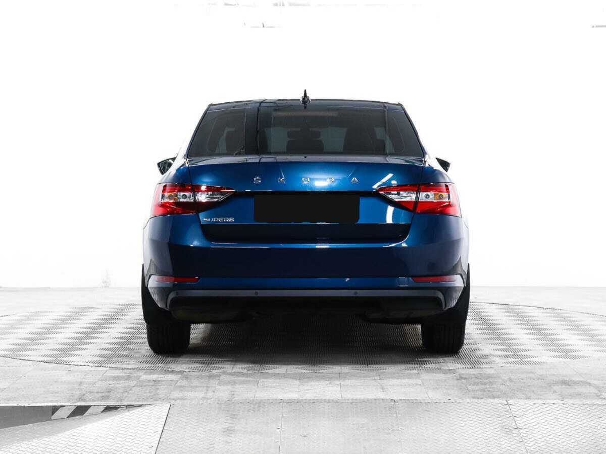 Купить Skoda Superb с пробегом. Фото: #5